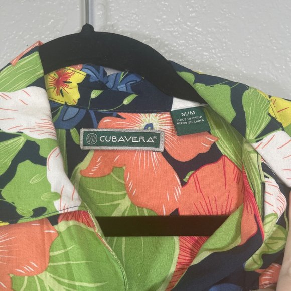 Cubavera Mens Hawaiian Shirt Size M Multicolor Aloha Floral Rayon Button Up - Picture 3 of 5